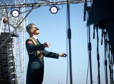 Дмитрий Шевченко встретился с семьей Абдуллиных, представляющих Центр «ВОИН» в финале «Семейной зарницы»