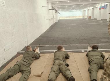 Инструкторы белгородского филиала Центра «ВОИН» провели для курсантов семинар по снайперской подготовке