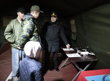 Центр «ВОИН» организовал выставку на большом десантном корабле «Иван Грен»